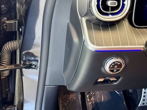 Certified 2023 Mercedes-Benz C 300 Sedan image 10