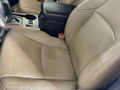 Used 2013 Toyota 4Runner Limited AWD/4WD image 18