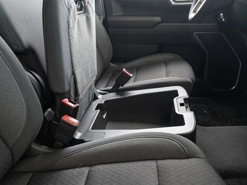 Used 2024 GMC Sierra 1500 Elevation image 29