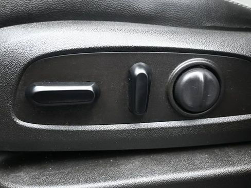 Used 2019 Chevrolet Equinox Premier image 13