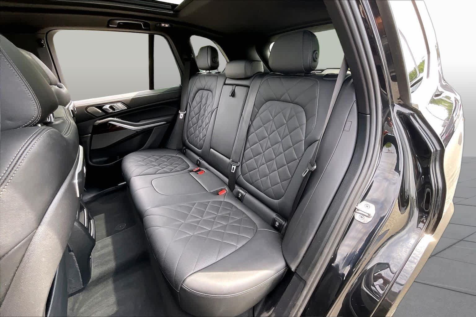 Used 2024 BMW X5 xDrive40i w/ Premium Package AWD/4WD image 20