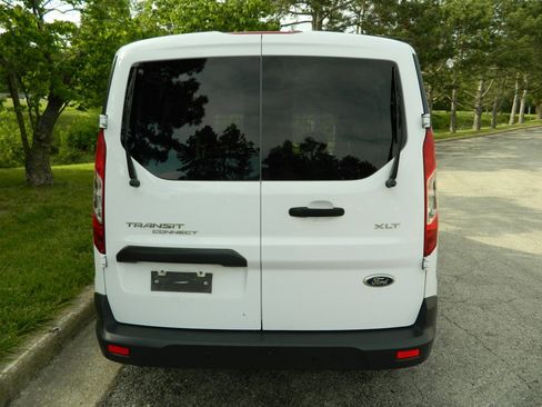 Used 2016 Ford Transit Connect XLT FWD image 8