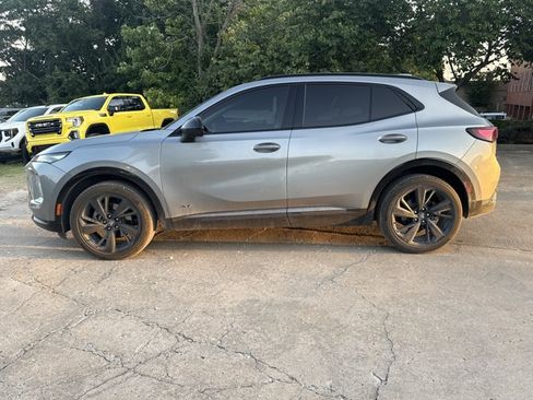 Used 2025 Buick Envision Sport Touring AWD/4WD image 3