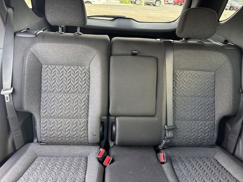 Used 2023 Chevrolet Equinox LT image 9