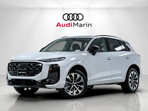 New 2026 Audi Q3 quattro 2.0T AWD/4WD image 1