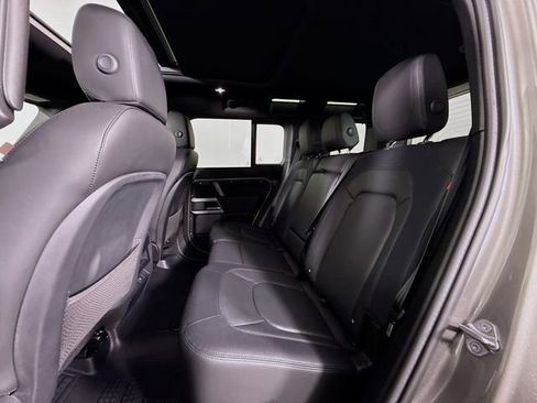 Certified 2024 Land Rover Defender 110 X-Dynamic SE image 24
