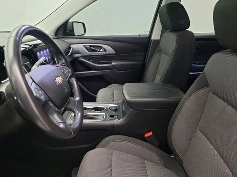 Used 2020 Chevrolet Traverse LT FWD image 17