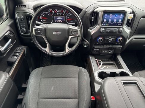 Used 2021 Chevrolet Silverado 1500 LT Trail Boss w/ Bed Protection Package image 8