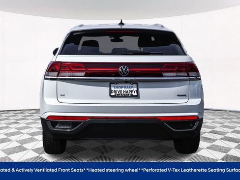 Certified 2025 Volkswagen Atlas Cross Sport SE image 11
