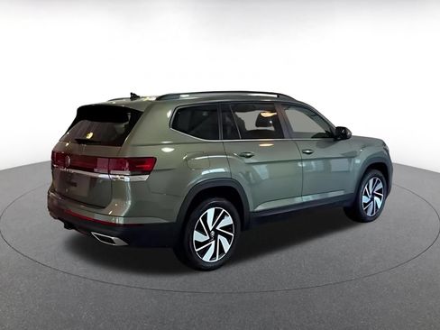 Used 2026 Volkswagen Atlas SE FWD image 11