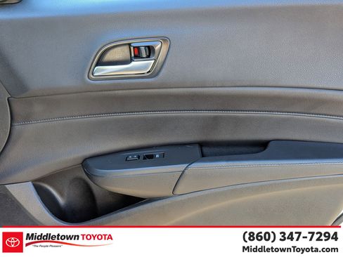 Used 2019 Acura ILX image 32