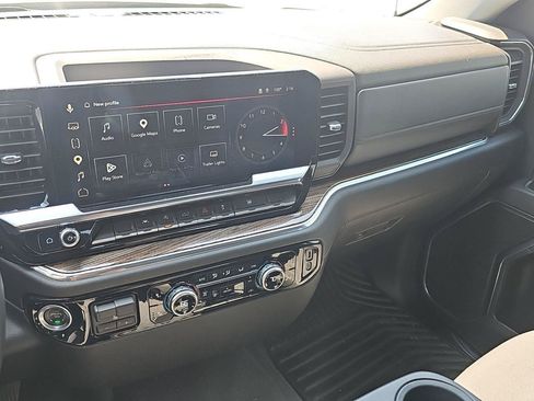 Used 2025 GMC Sierra 1500 Elevation AWD/4WD image 17