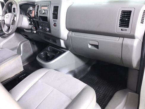 Used 2016 Nissan NV 1500 SV RWD image 34
