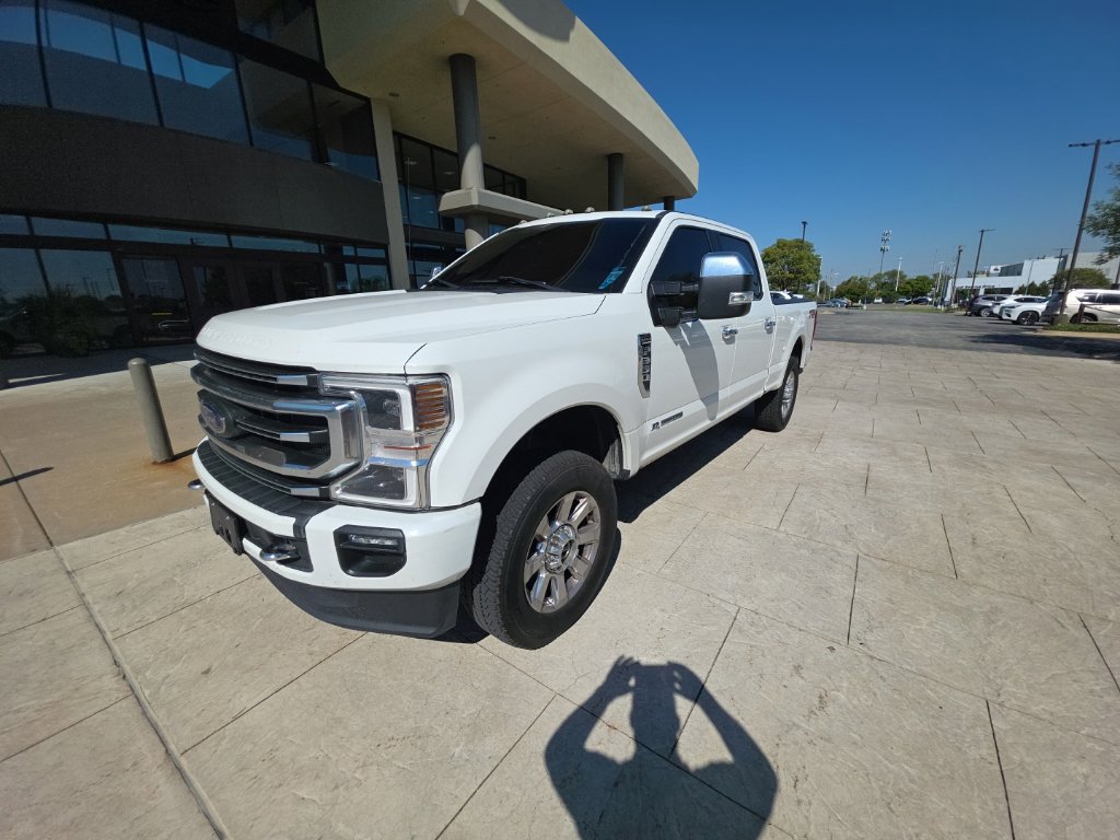 Used 2020 Ford F350 Platinum AWD/4WD image 2