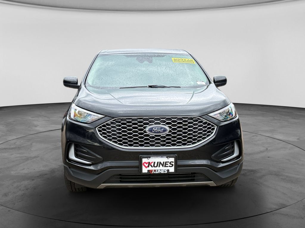 Used 2024 Ford Edge SEL AWD/4WD image 4