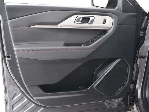 New 2026 Ford Explorer Active AWD/4WD image 26