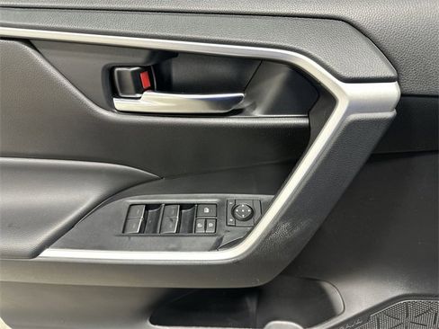 Used 2024 Toyota RAV4 XLE image 17