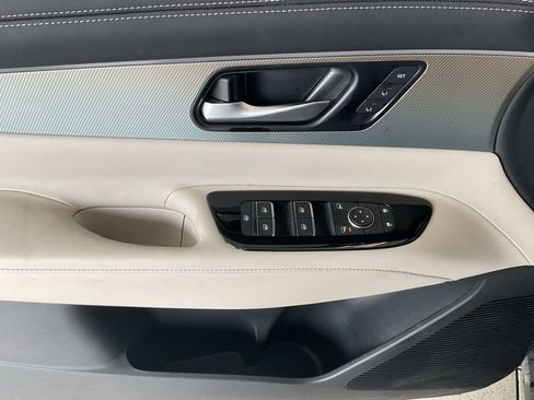 Used 2025 Nissan Murano SL image 11