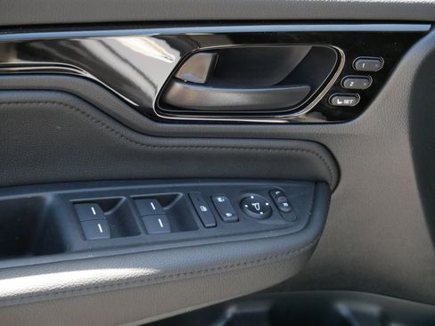 Certified 2026 Honda Odyssey Touring image 19