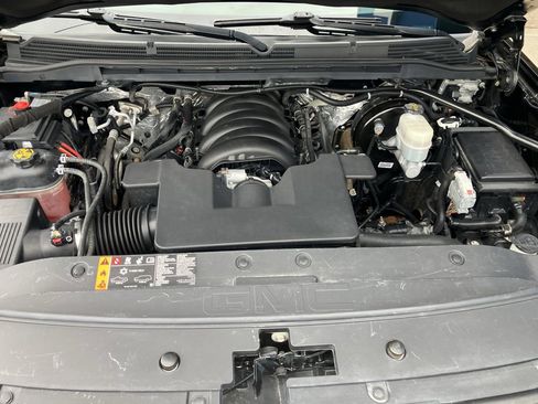 Used 2018 GMC Sierra 1500 SLT w/ SLT Premium Package image 33