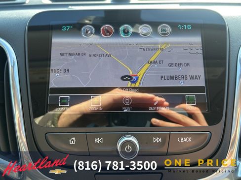 Used 2018 Chevrolet Equinox Premier image 34