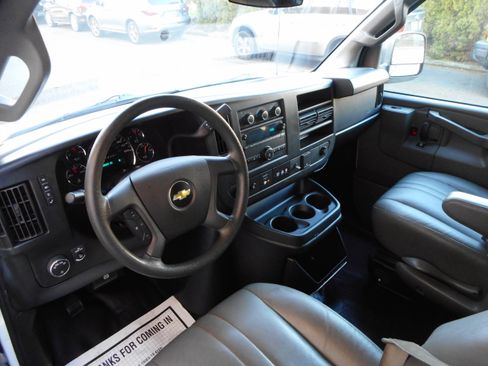 Used 2017 Chevrolet Express 2500 LS image 14