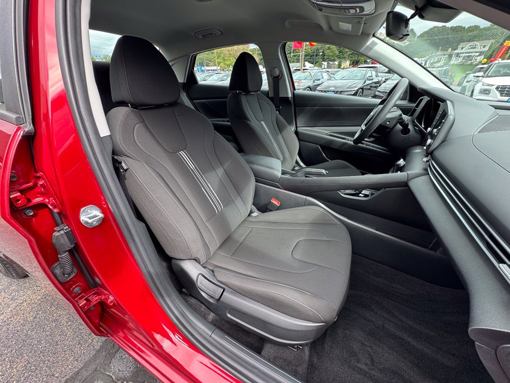 Used 2023 Hyundai Elantra SEL FWD image 24