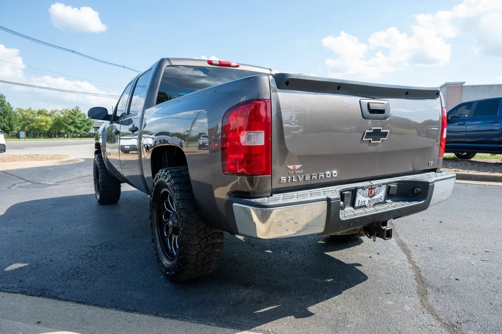 Used 2007 Chevrolet Silverado 1500 LT w/ 1LT Convenience Package AWD/4WD image 5