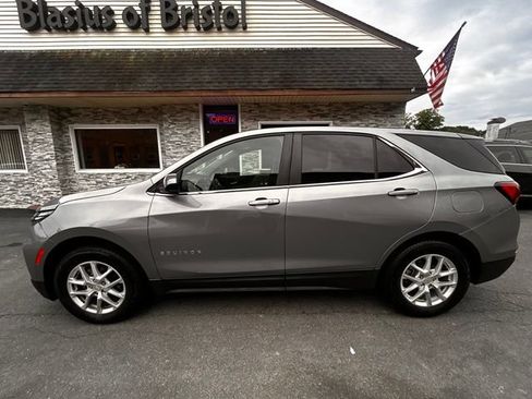 Used 2023 Chevrolet Equinox LT w/ LPO, Floor Liner Package AWD/4WD image 4