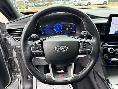 Used 2022 Ford Explorer ST w/ Equipment Group 401A image 28
