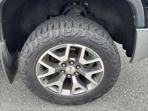 Used 2015 GMC Sierra 1500 SLT w/ All-Terrain Package AWD/4WD image 19