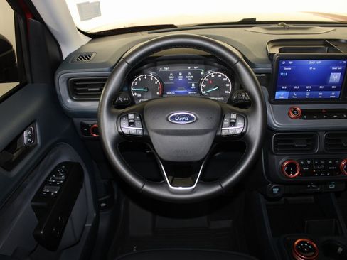 Certified 2024 Ford Maverick Lariat w/ Black Appearance Package image 15