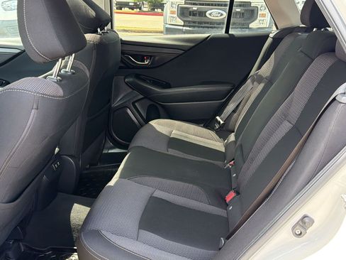 Used 2021 Subaru Outback Premium AWD/4WD image 23