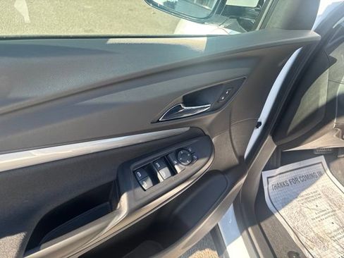 Used 2023 Chevrolet Bolt EUV LT w/ Comfort Package FWD image 14