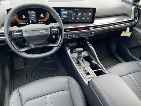 New 2026 Kia Sorento S image 2