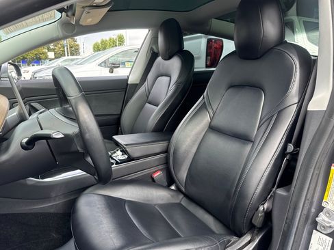 Used 2019 Tesla Model 3 Long Range AWD/4WD image 5