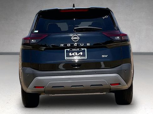 Used 2023 Nissan Rogue SV FWD image 5