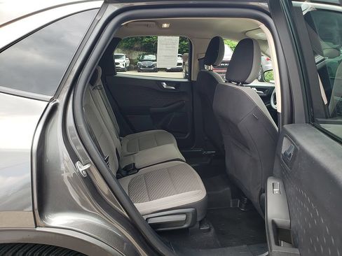 Used 2020 Ford Escape SE FWD image 17