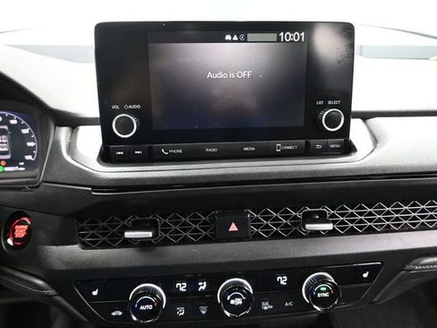 Used 2023 Honda Accord EX image 12