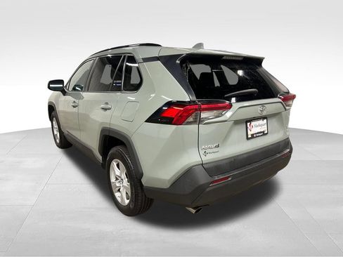 Used 2019 Toyota RAV4 XLE AWD/4WD image 6