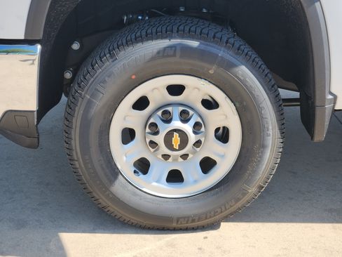 New 2025 Chevrolet Silverado 2500 W/T w/ WT/CX Safety Package image 18