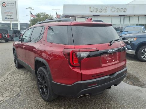 Used 2021 GMC Acadia SLE w/ Driver Convenience Package image 7