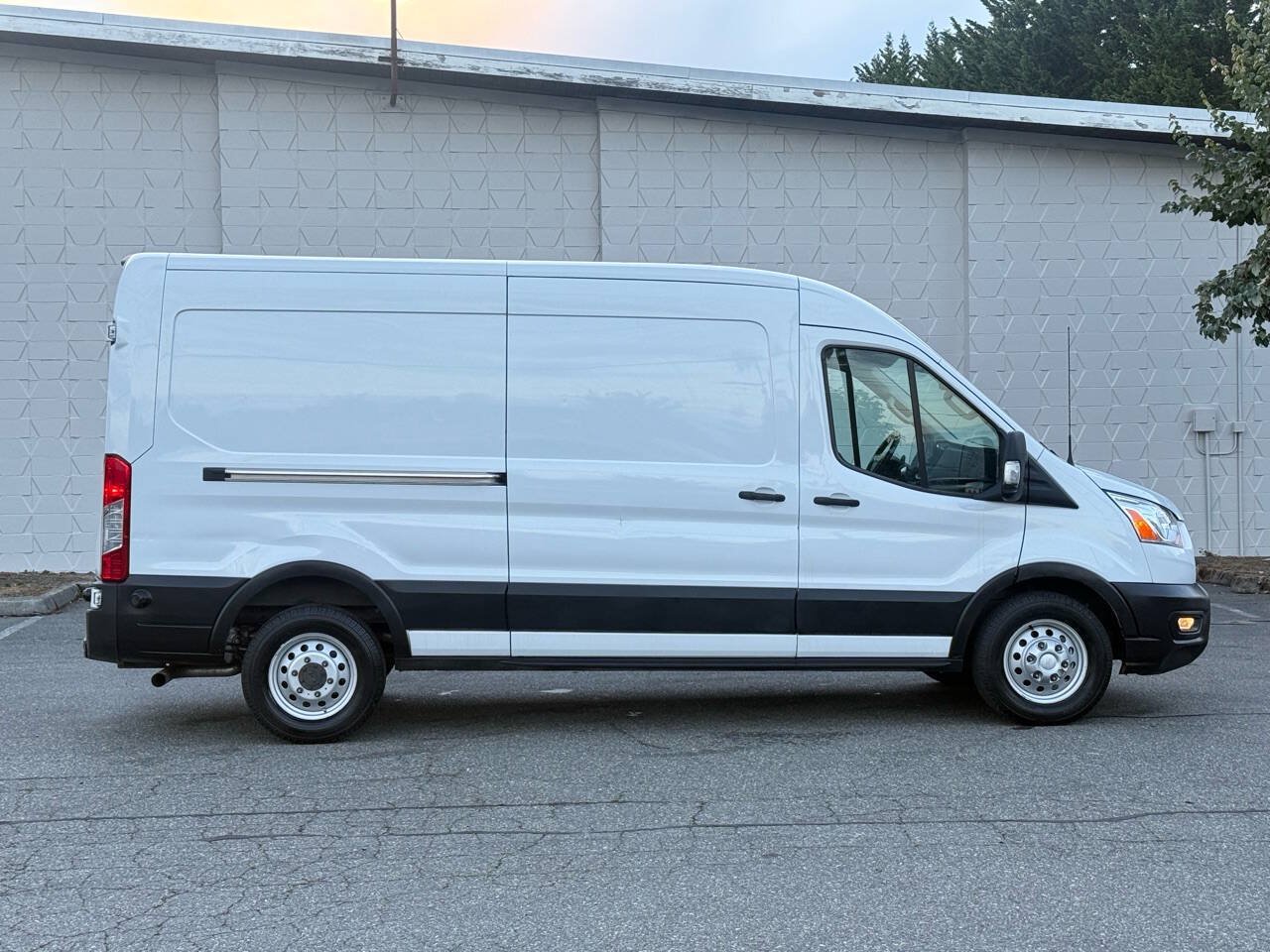 Used 2020 Ford Transit 250 Medium Roof AWD w/ Upfitter Package image 4