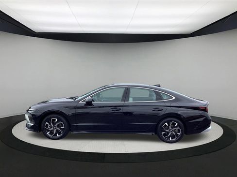 Used 2025 Hyundai Sonata SEL FWD image 5