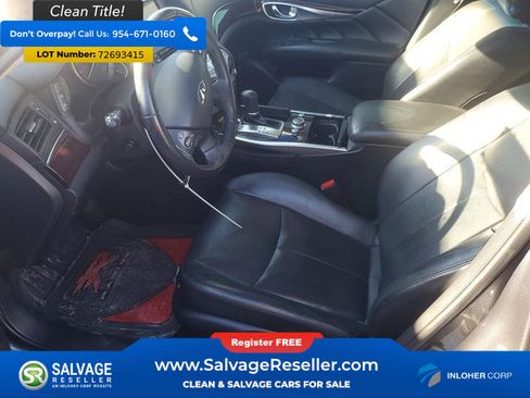 Used 2017 INFINITI Q70 3.7 image 9