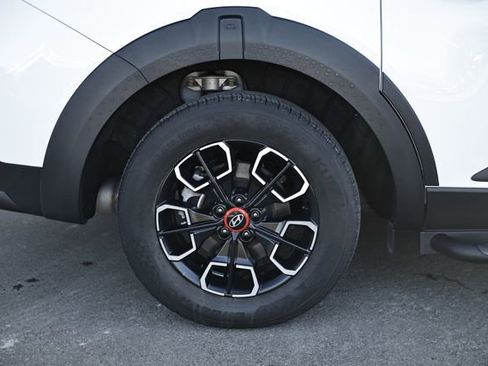 Certified 2024 Hyundai Santa Cruz XRT image 7