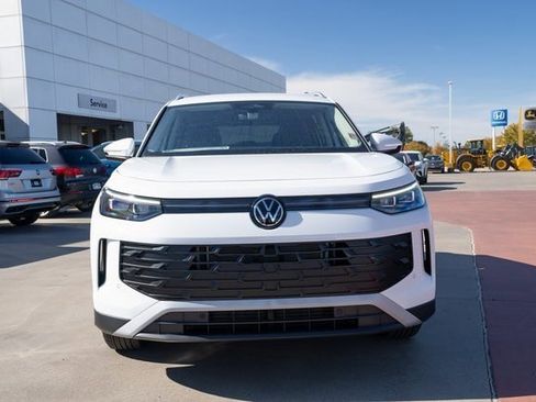 New 2026 Volkswagen Tiguan S image 9