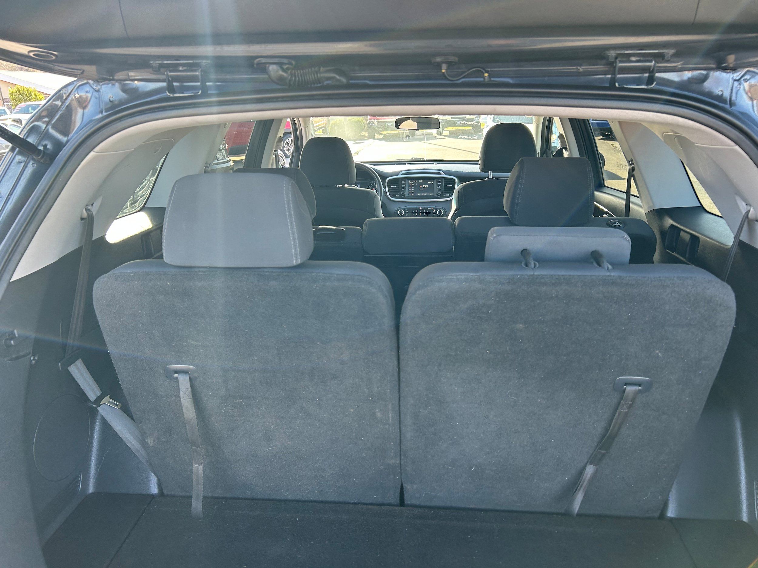 Used 2020 Kia Sorento AWD V6 image 5