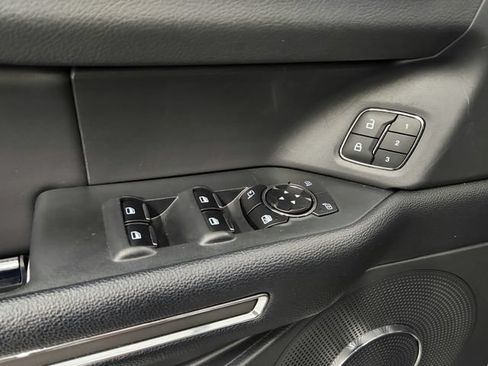 Used 2024 Ford Expedition XLT RWD image 38