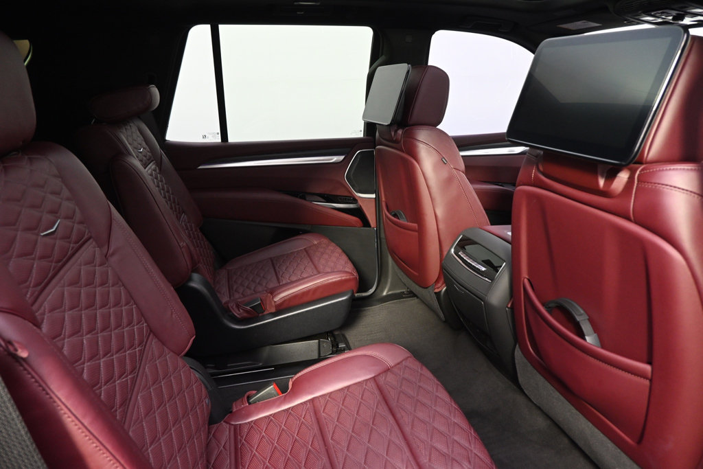 Used 2025 Cadillac Escalade Sport w/ Touring Package AWD/4WD image 18